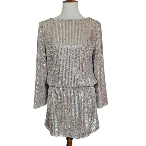 ⚡️SALE! Mestiza NY Silver Sequin Open Back Mini Dress - Picture 7 of 15